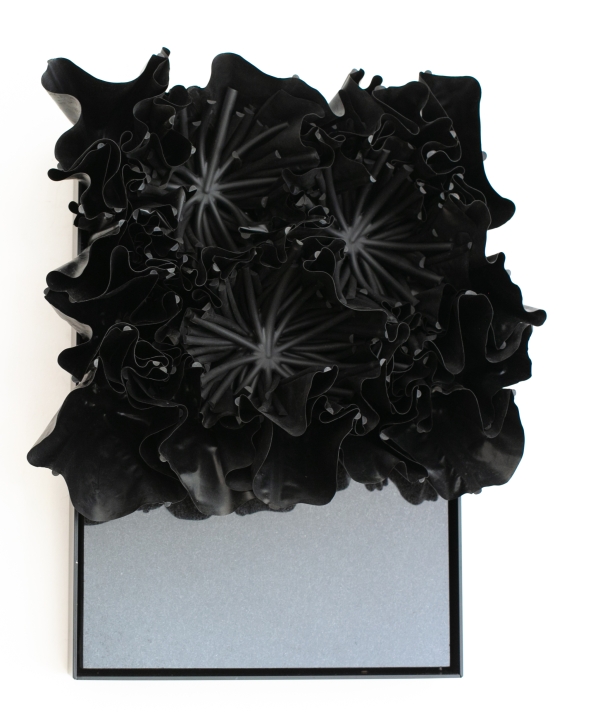 Black Flowes MH29